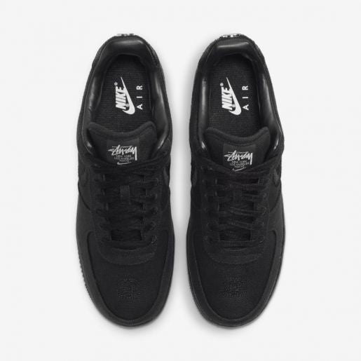 Tênis Stussy x Nike Air Force 1 Triple Black