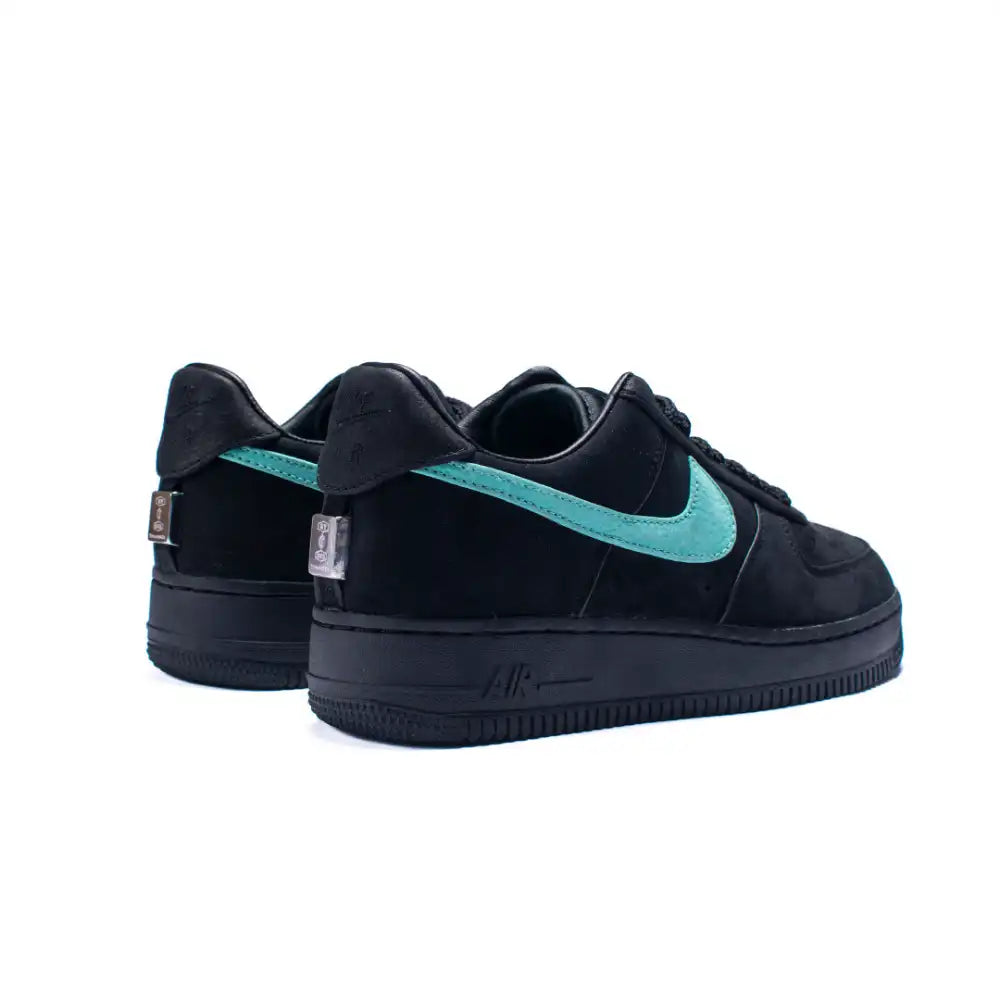 Tênis Nike Air Force 1 Tiffany & Co
