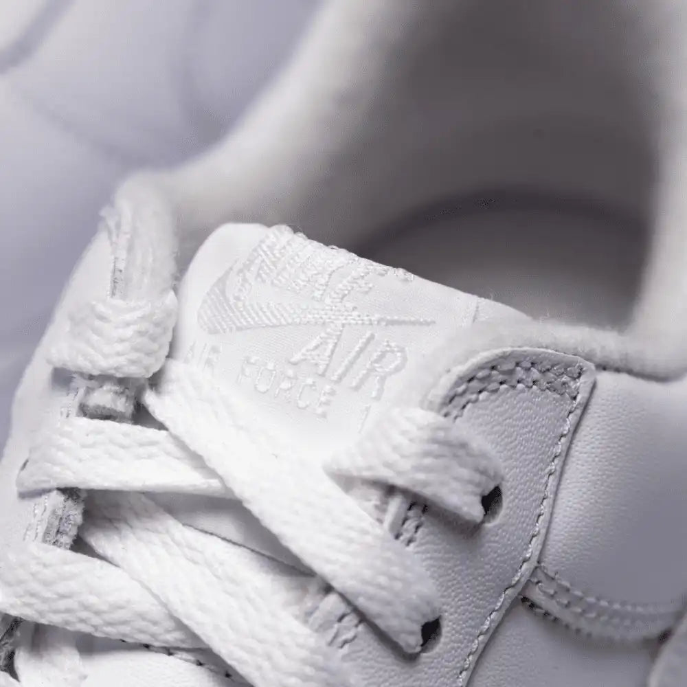 Tênis Air Force 1 Supreme