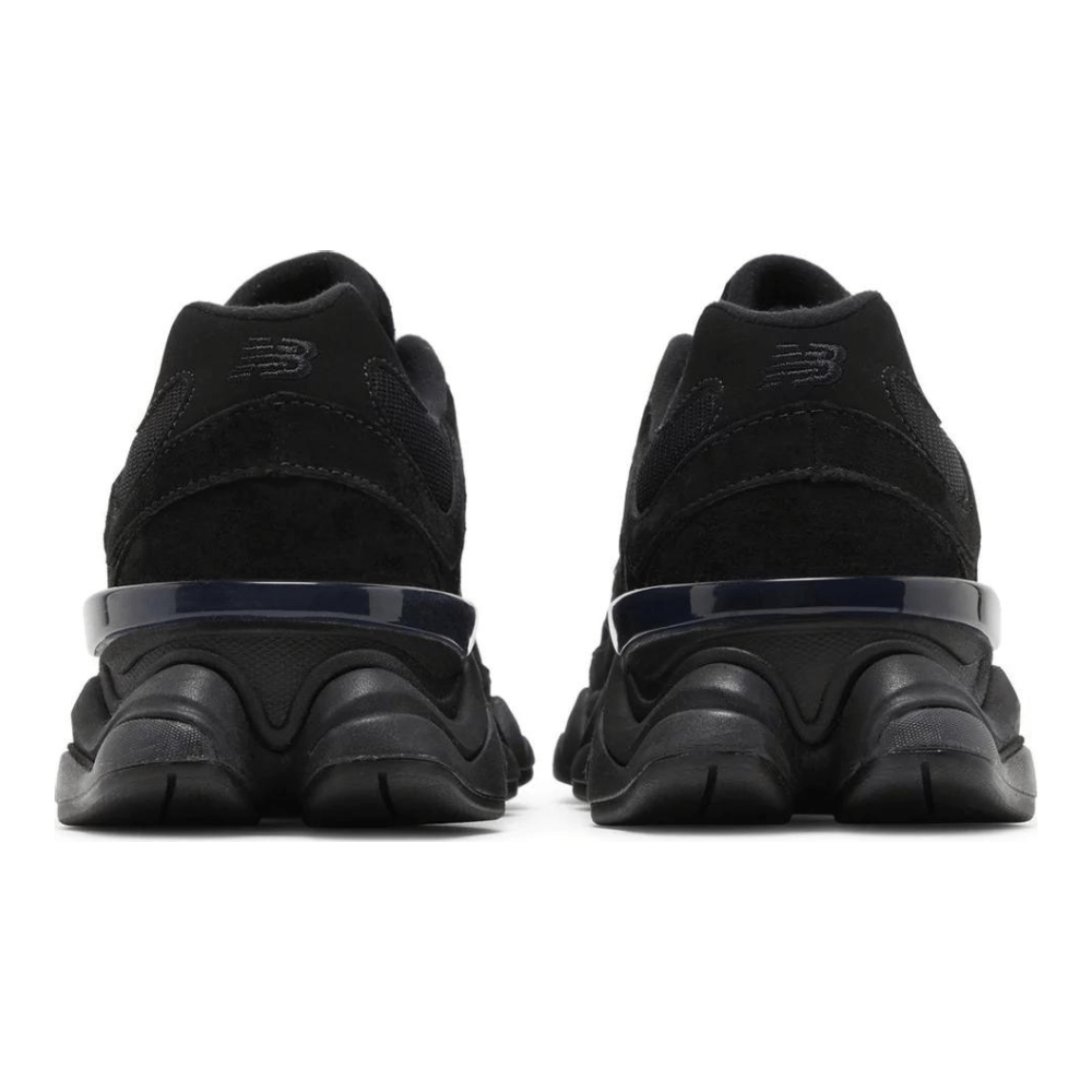 Tênis New Balance 9060 Triple Black