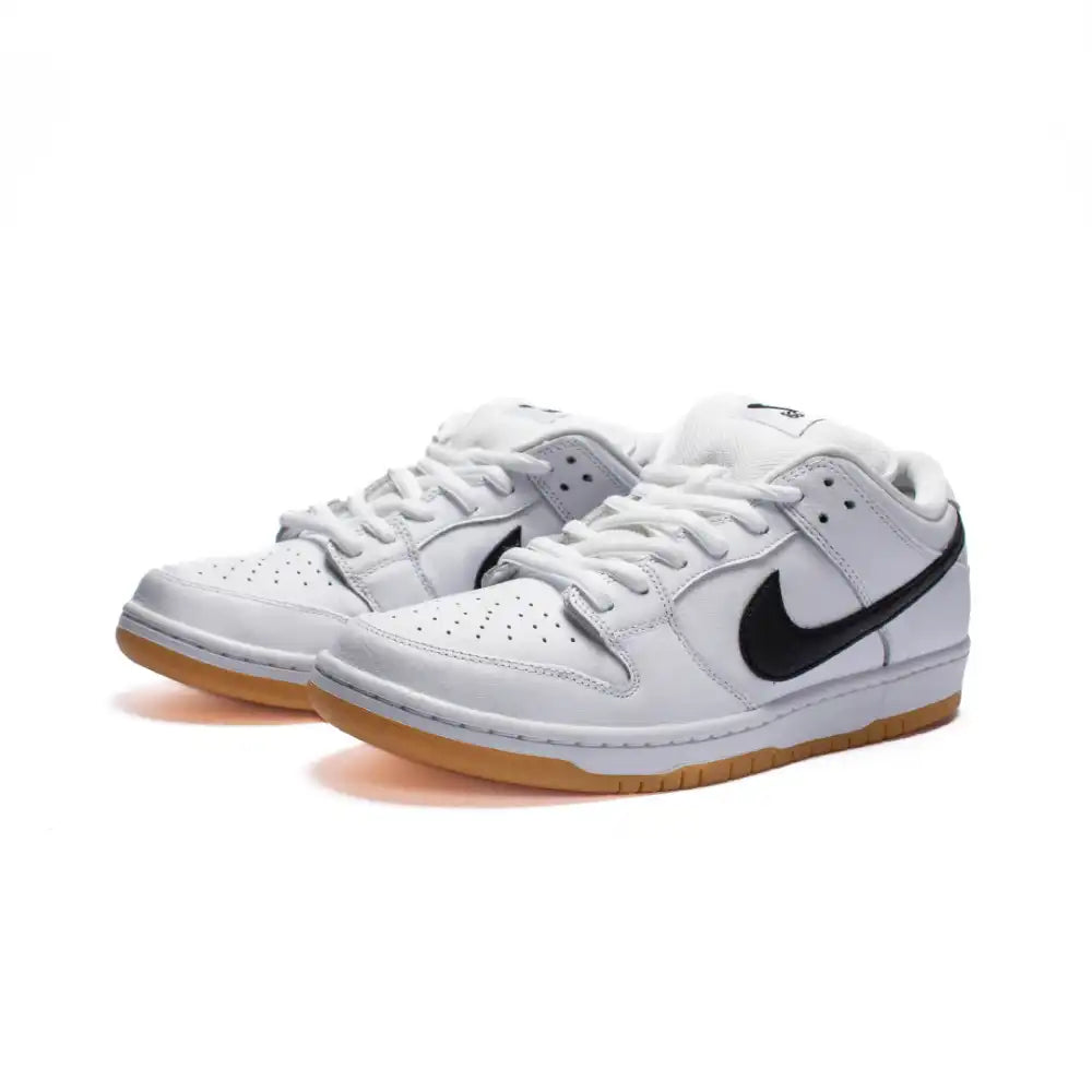 Tênis Nike SB Dunk Low Pro White Gum