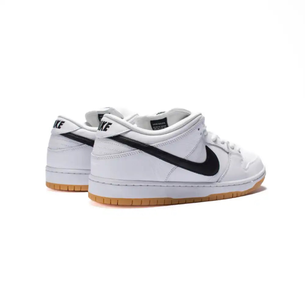 Tênis Nike SB Dunk Low Pro White Gum