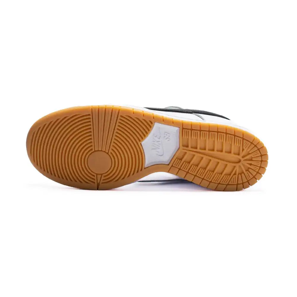 Tênis Nike SB Dunk Low Pro White Gum