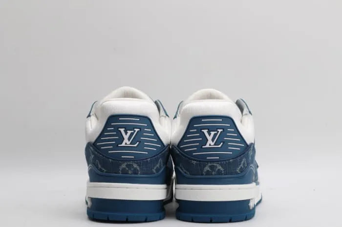 Tênis Louis Vuitton LV Trainer Monogram Denim White Blue