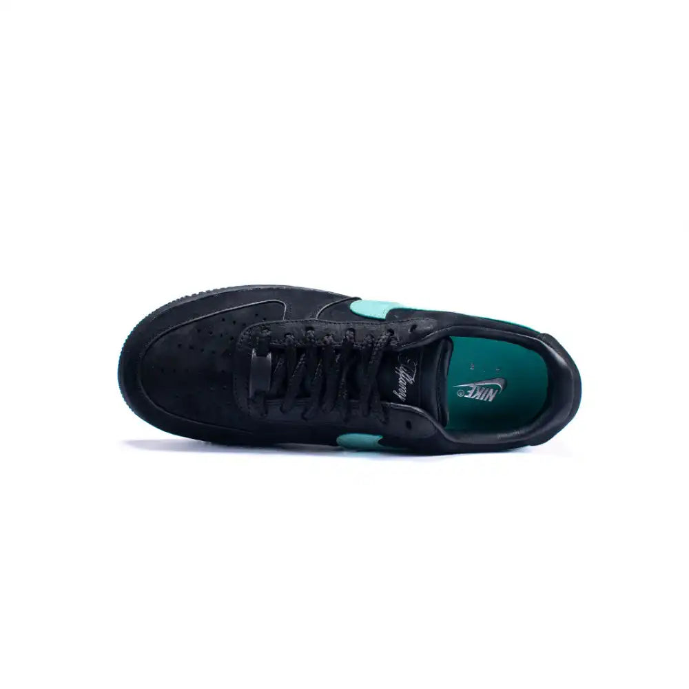 Tênis Nike Air Force 1 Tiffany & Co