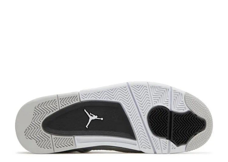 Tênis Air Jordan 4 Military Black