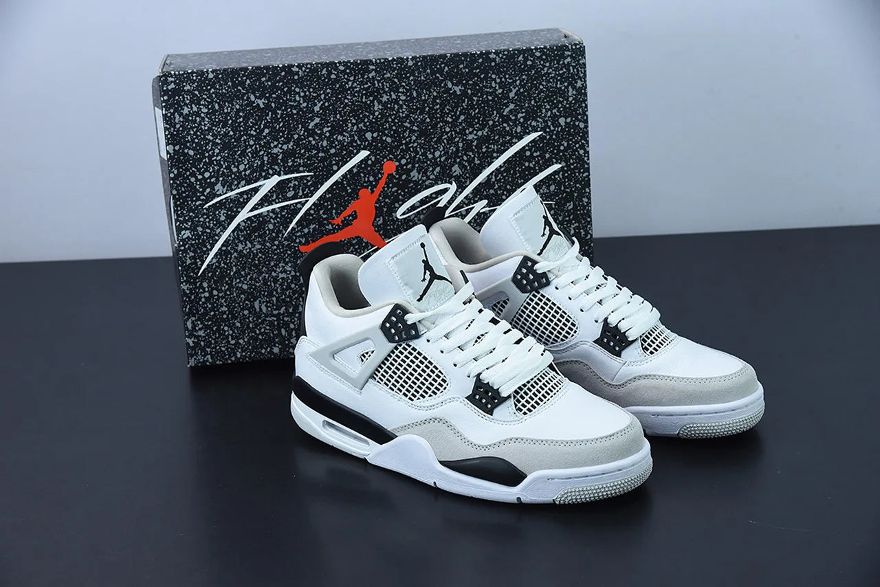Tênis Air Jordan 4 Military Black