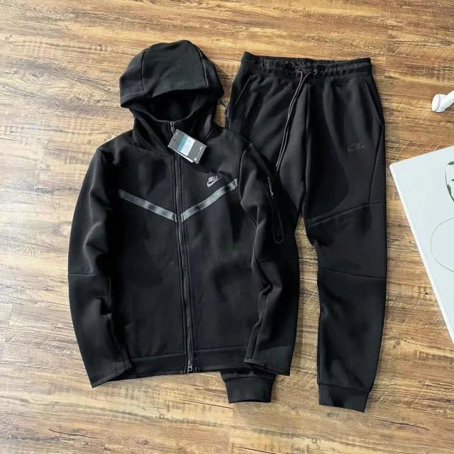 Conjunto Nike Tech Fleece Preto