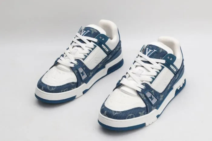 Tênis Louis Vuitton LV Trainer Monogram Denim White Blue