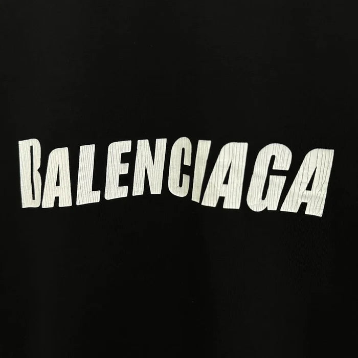 Camiseta Balenciaga Cracked Logo DistressedA