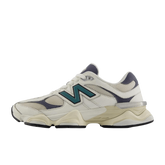 Tênis New Balance 9060 Sea Salt New Spruce Dark Arctic Grey