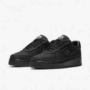 Tênis Stussy x Nike Air Force 1 Triple Black