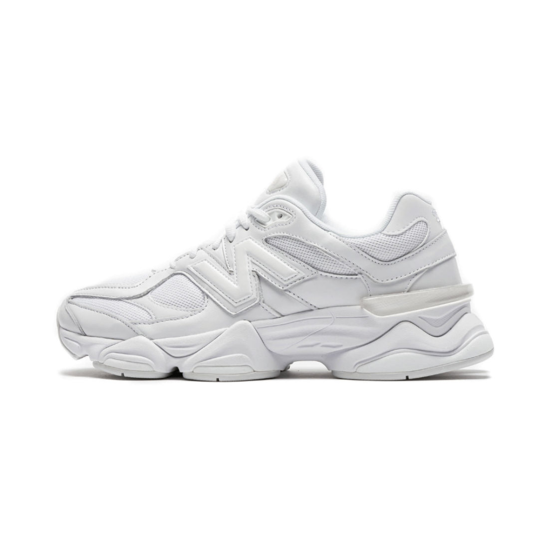 Tênis New Balance 9060 Triple White