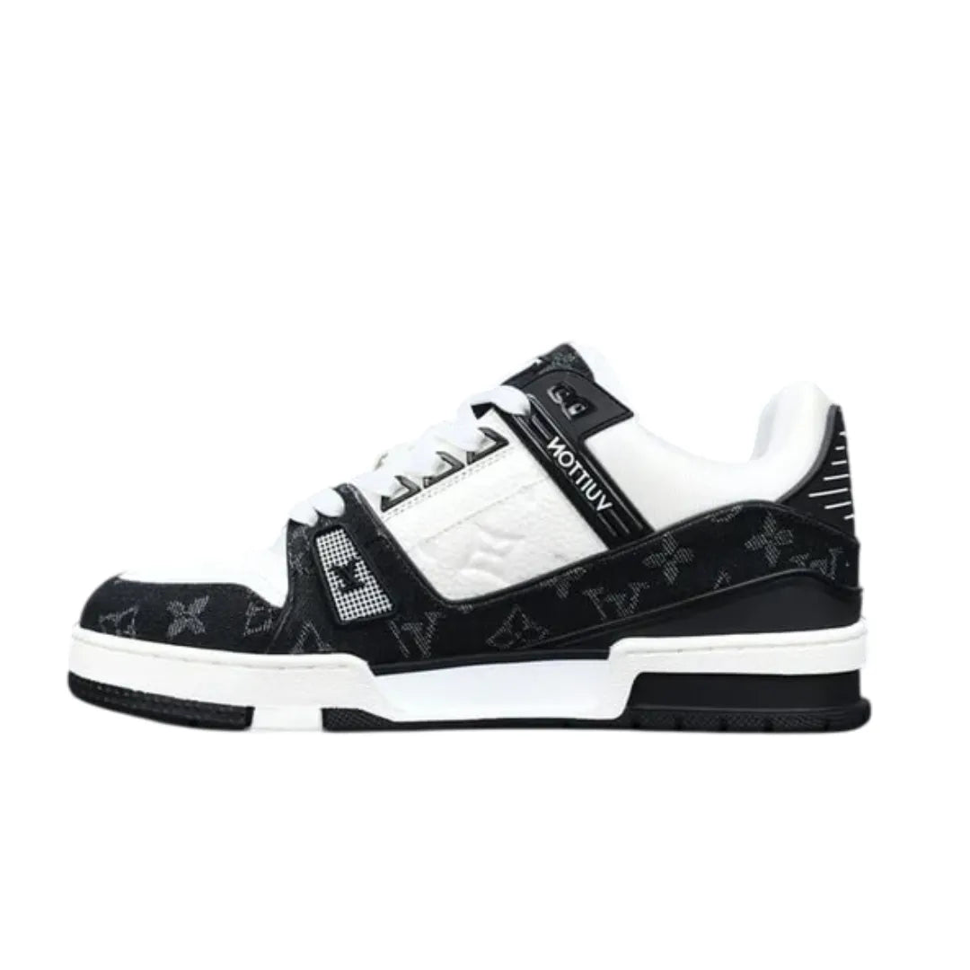 Tênis Louis Vuitton LV Trainer White Black