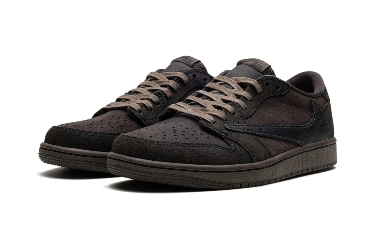 Tênis Nike Air Jordan 1 Low X Travis Scott Velvet Brown Marrom
